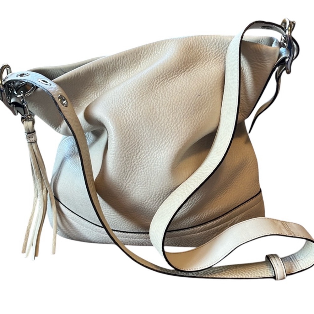 Coach 1428 Off White Pebbled Leather shoulder/Cross Body Bag adjustable strap - Picture 1 of 17